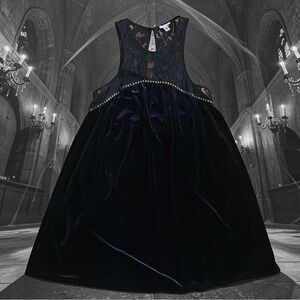 Ecote Black Velvet Swing Dress Sz S Lace and Stud Accents Mini Elegant Keyhole